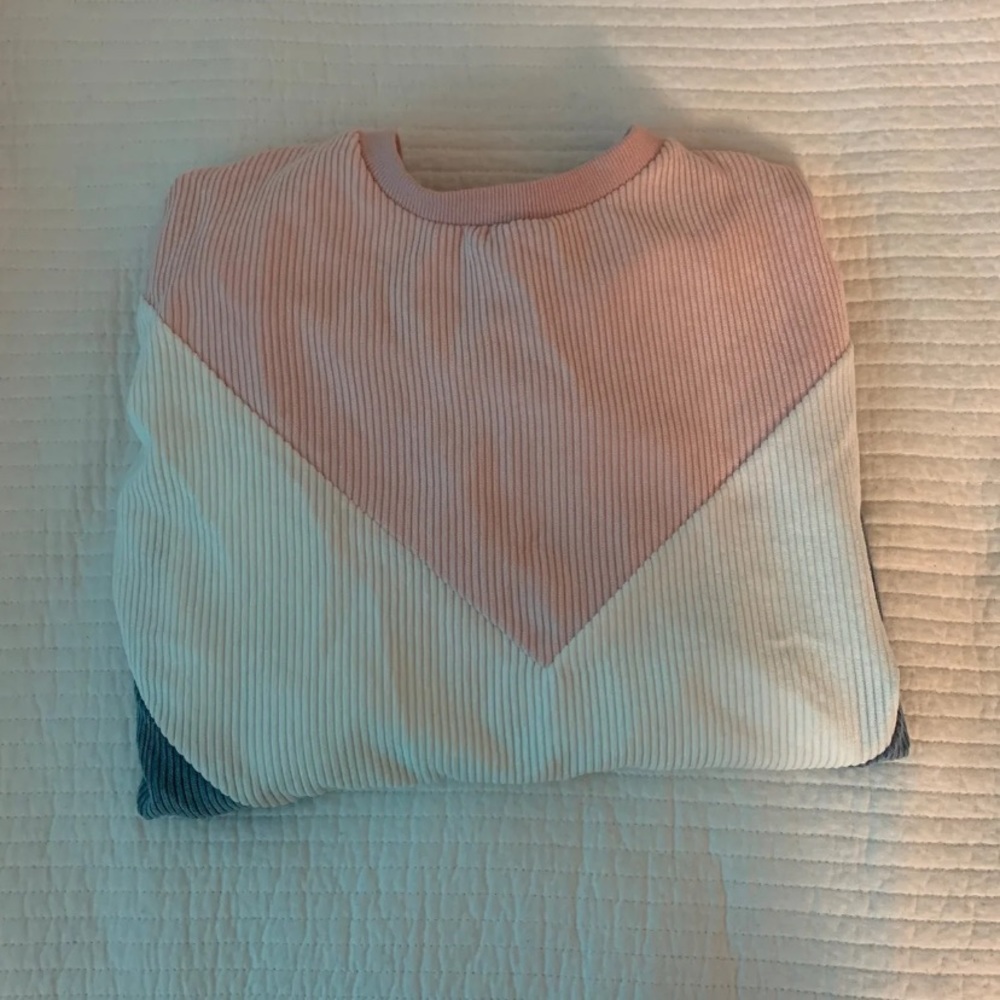 Tri-Color Ribbed Top - Picture 3 of 3